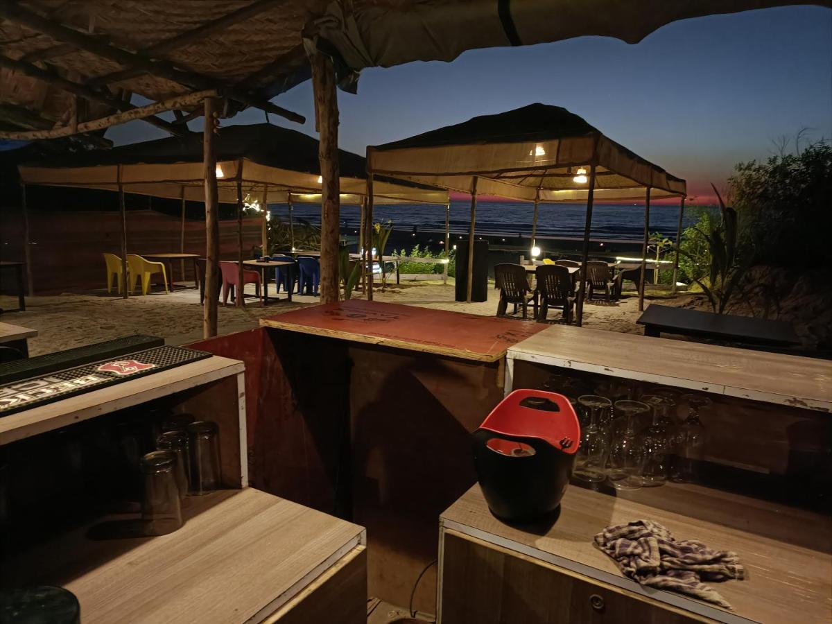 Shantaram Beach Huts Arambol Exterior photo