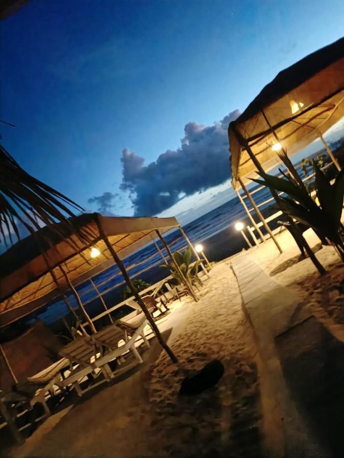 Shantaram Beach Huts Arambol Exterior photo